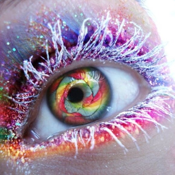 Meet your Posher, Tiffani - Picture 1 of 1